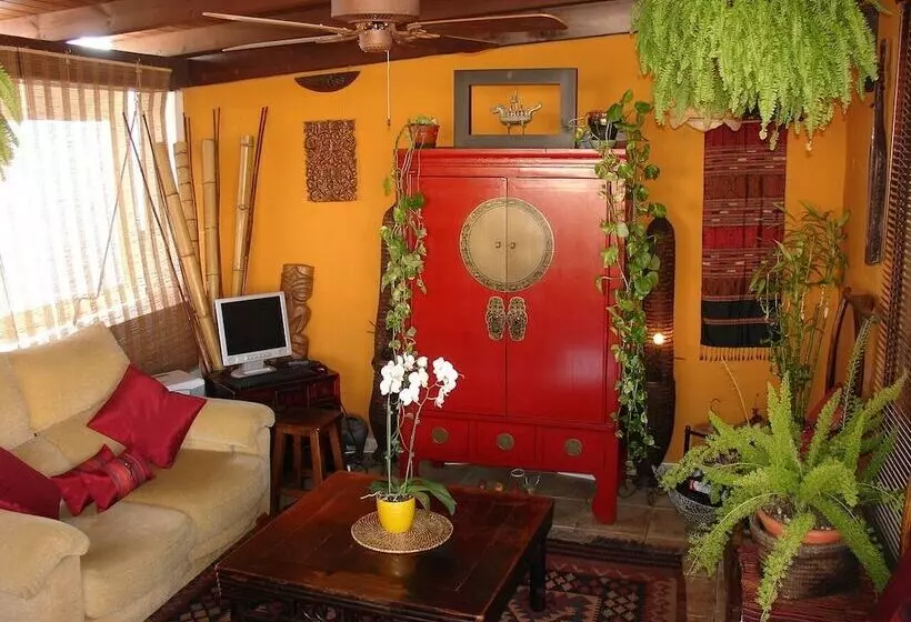 Отель La Villa Marbella