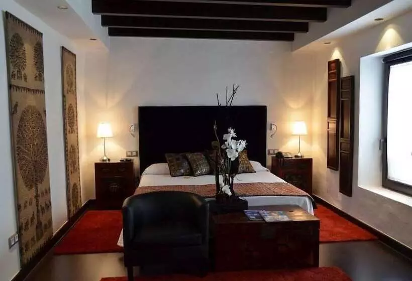 Отель La Villa Marbella