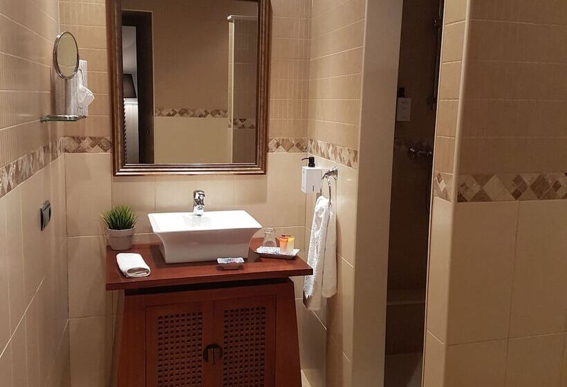 Отель La Villa Marbella