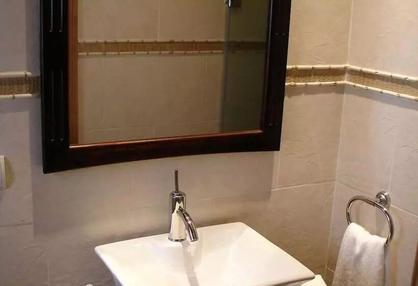 Отель La Villa Marbella