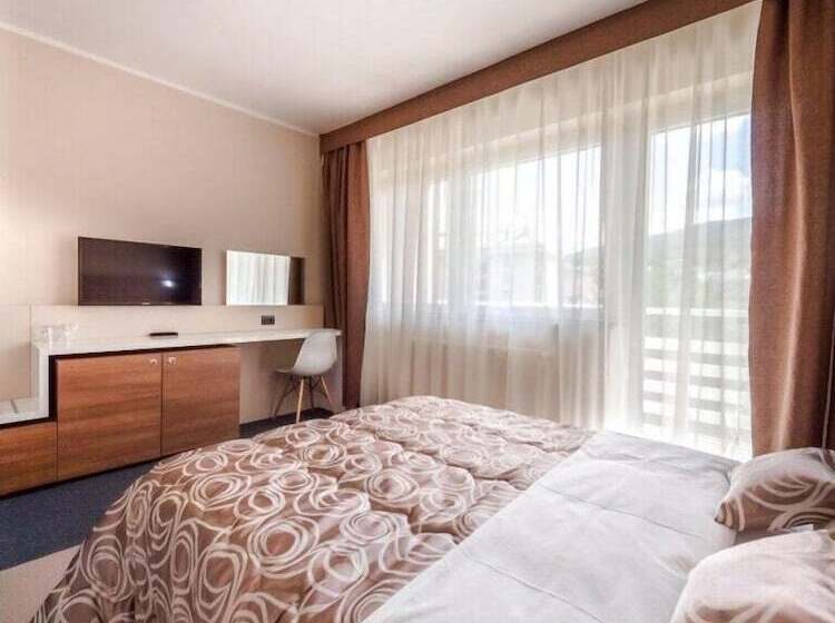 בית מלון כפרי Macola