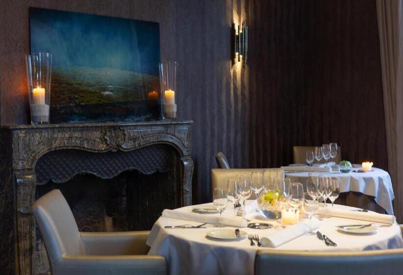 هتل Manoir De Lébioles