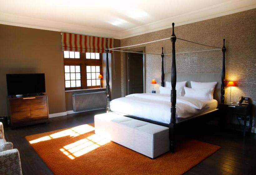 هتل Manoir De Lébioles