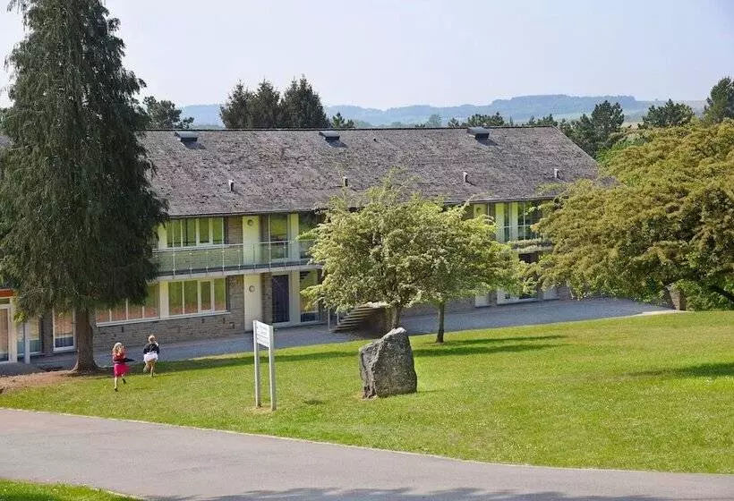 Отель Montdespins Domaine De Vacances, Vakantiedomein Dennenheuvel