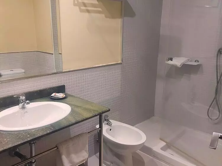 호텔 Puerta De Ocaña