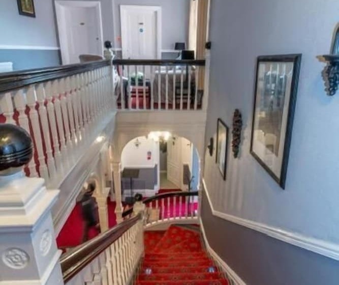 فندق The Quorn Lodge