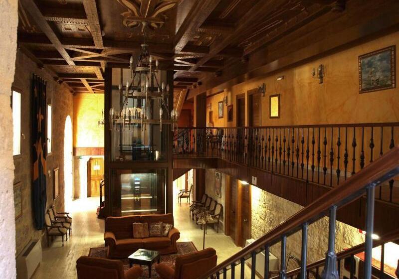 فندق Senorio de Olmillos