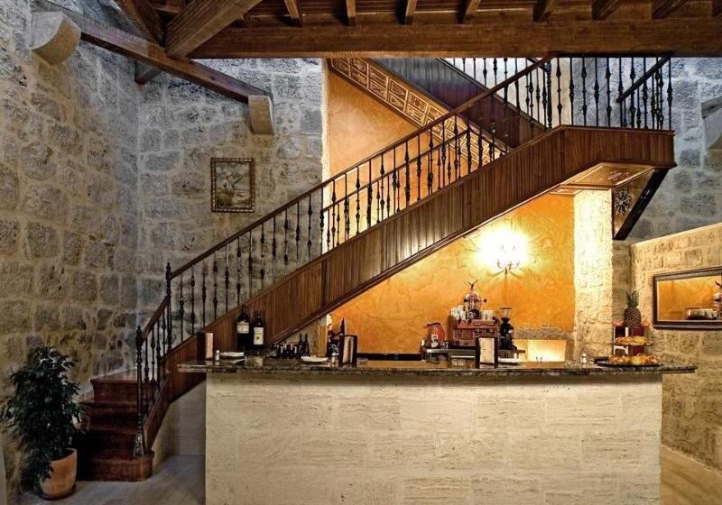 فندق Senorio de Olmillos