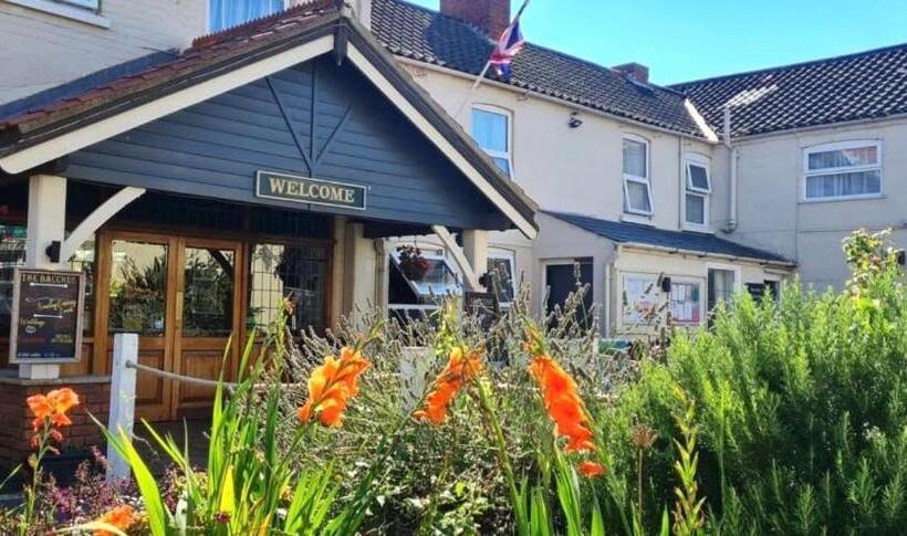 Отель The Bacchus