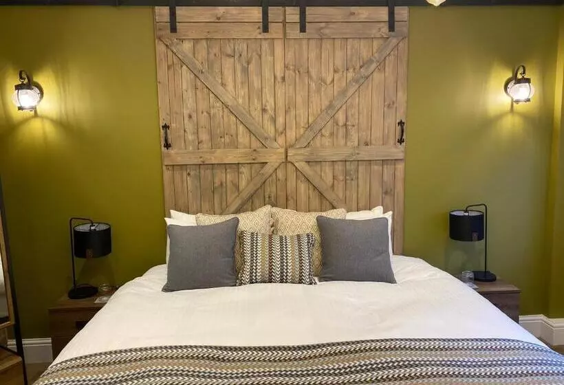 Отель The Boot Inn