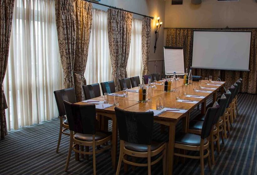 فندق The Plough Inn