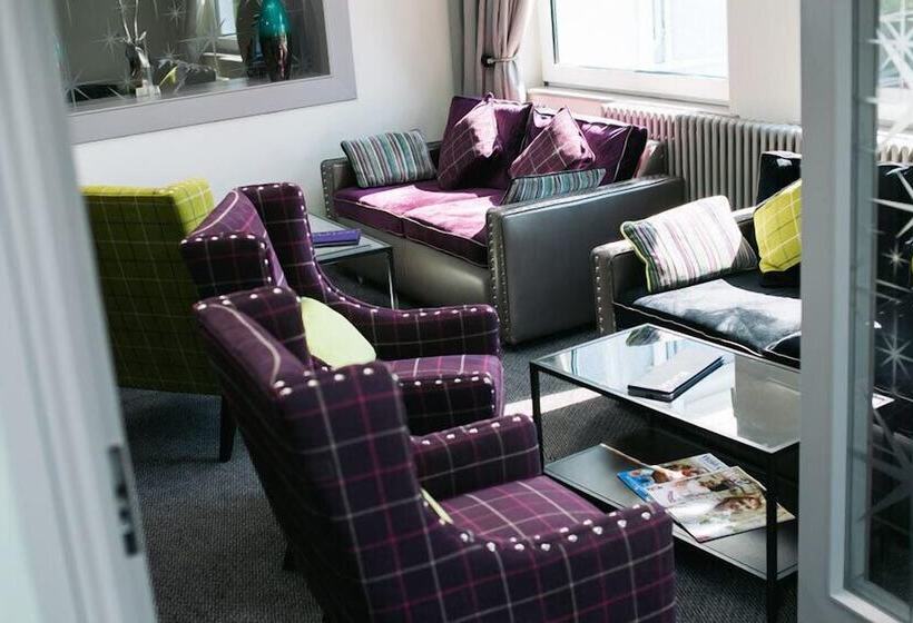 فندق The Plough Inn