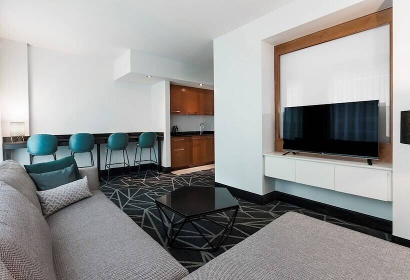 فندق Warwick Le Crystal  Montréal