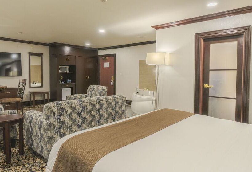 Woodbine Hotel & Suites