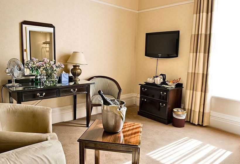 فندق The Grove House