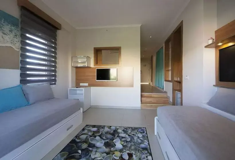 Hotelli Holiday Village Türkiye