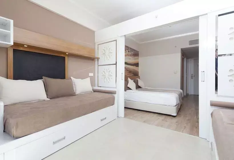 Hotelli Holiday Village Türkiye