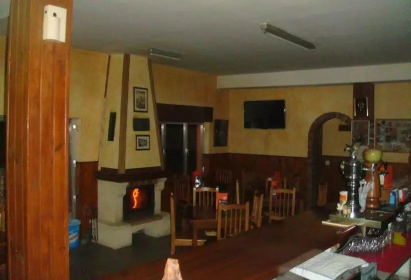 Majatalo Hostal Poncebos