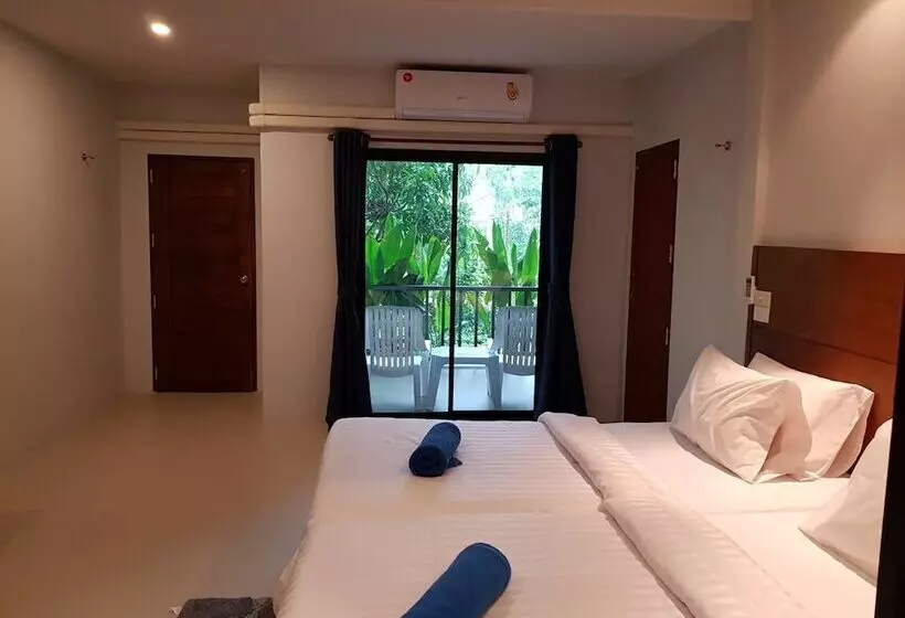 Hotelli Anattaya Holiday Home