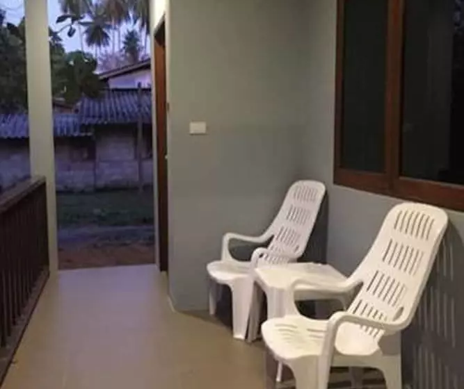 Hotelli Anattaya Holiday Home