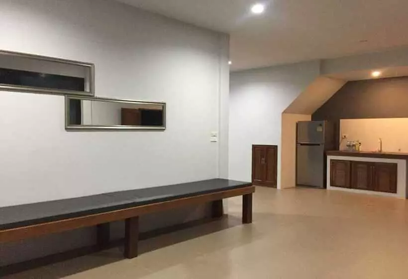 Hotelli Anattaya Holiday Home