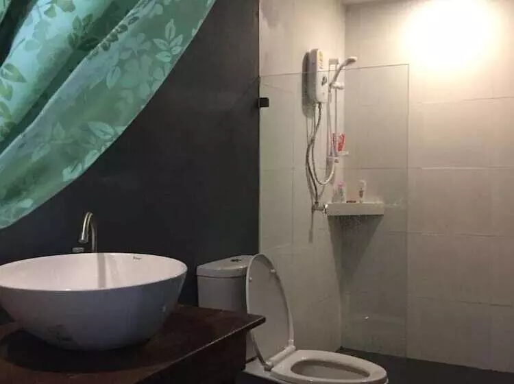 Hotelli Anattaya Holiday Home