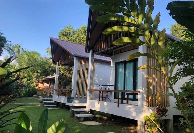 בית מלון כפרי Anattaya Holiday Home
