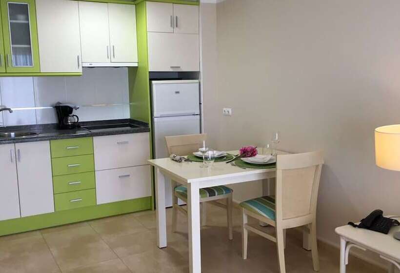 Apartamentos Esmeralda Suites Unitursa