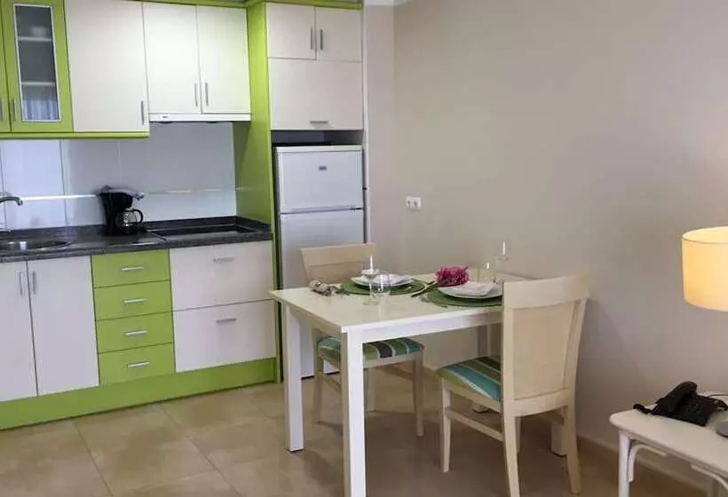 Apartamentos Esmeralda Suites Unitursa