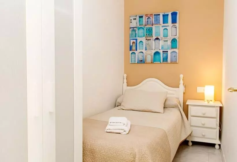 At Almoraide Rooms Suites