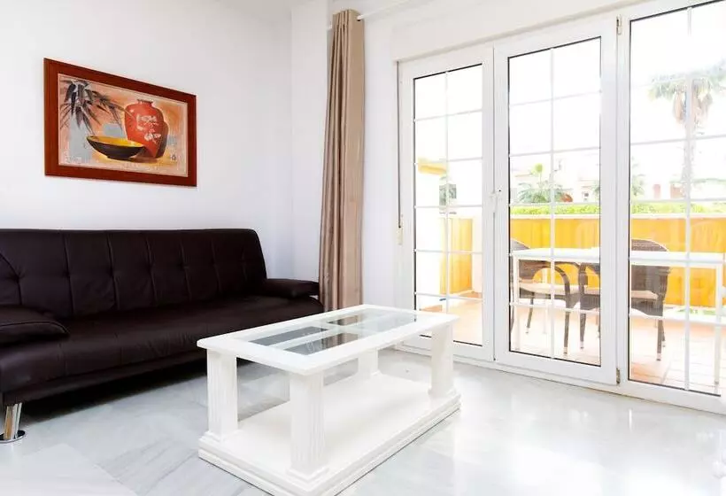 At Almoraide Rooms Suites