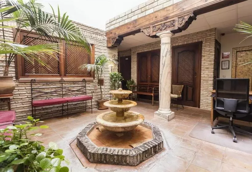 Arte Vida Suites & Spa