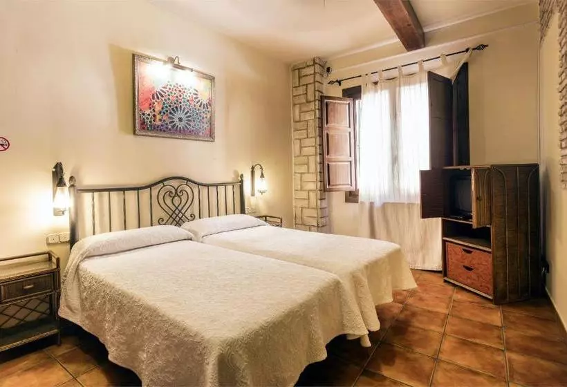 Arte Vida Suites & Spa