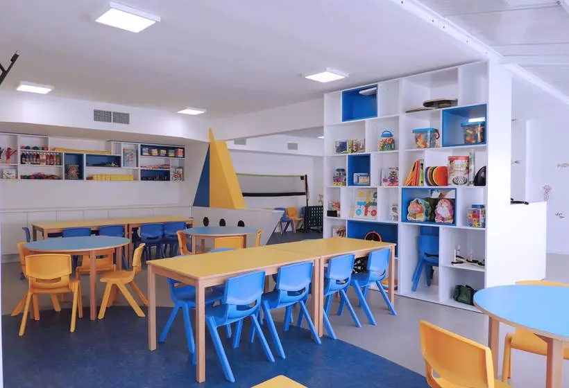 Apartamentos Turísticos Augustus