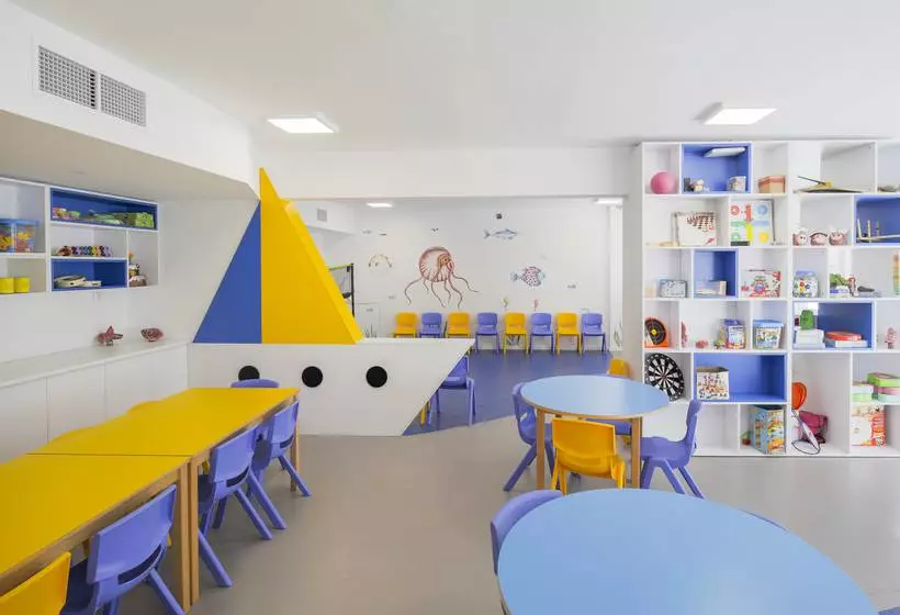 Apartamentos Turísticos Augustus