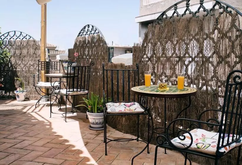 مسافرخانه Casa De Federico Boutique