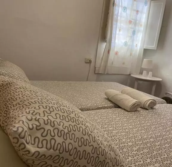 مسافرخانه Casa La Espartería De La Corredera