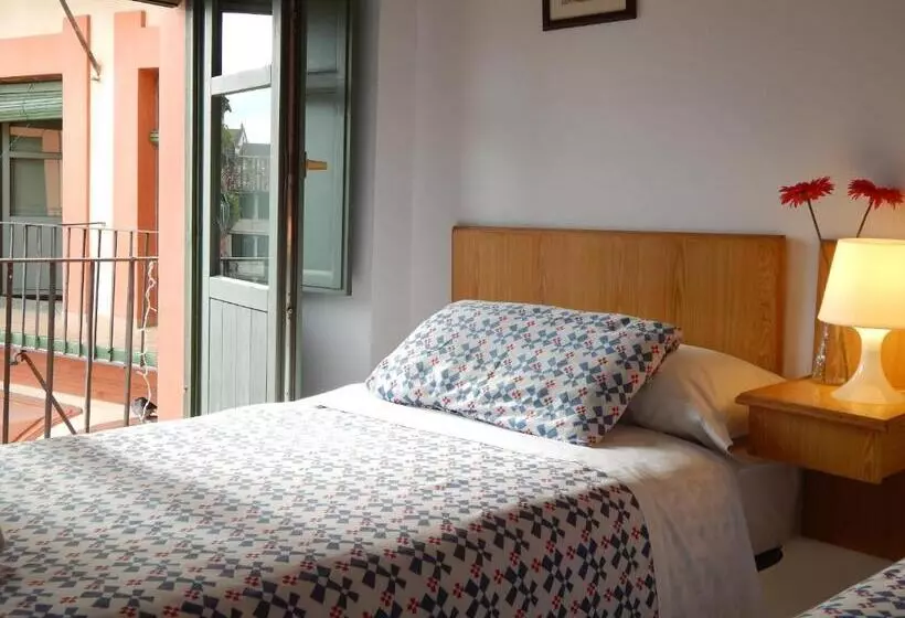 مسافرخانه Casa La Espartería De La Corredera