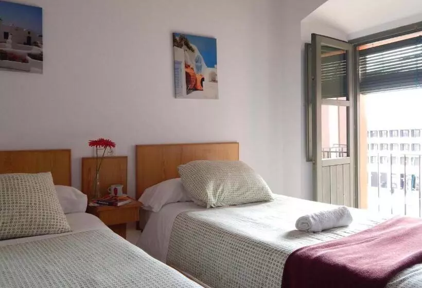 مسافرخانه Casa La Espartería De La Corredera