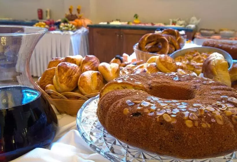 Acra Hotel   Special Category