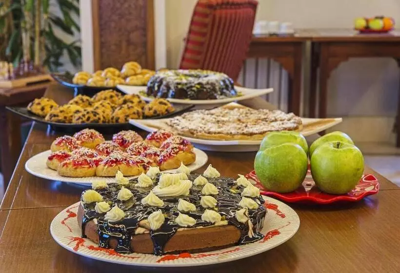 Acra Hotel   Special Category