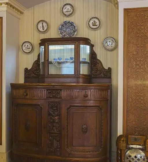 Acra Hotel   Special Category