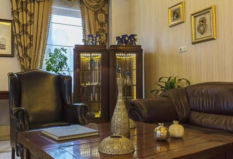 Acra Hotel   Special Category