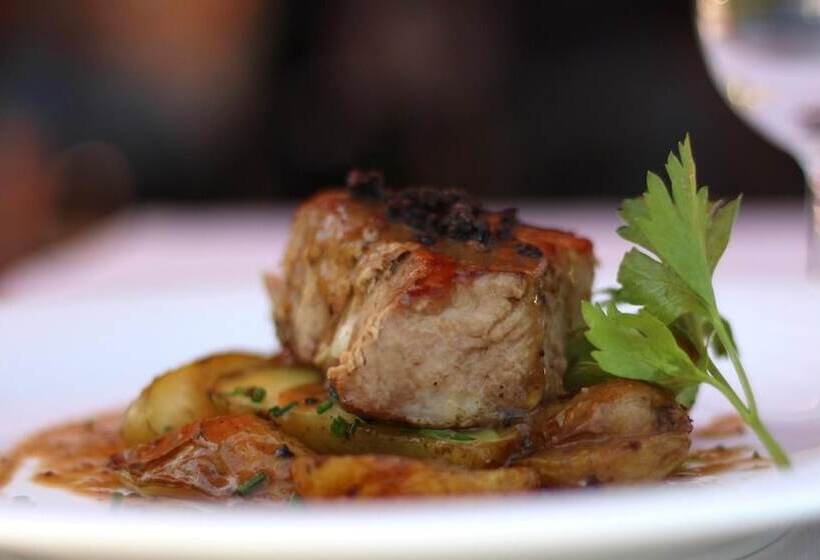 Отель Auberge De Cartassac