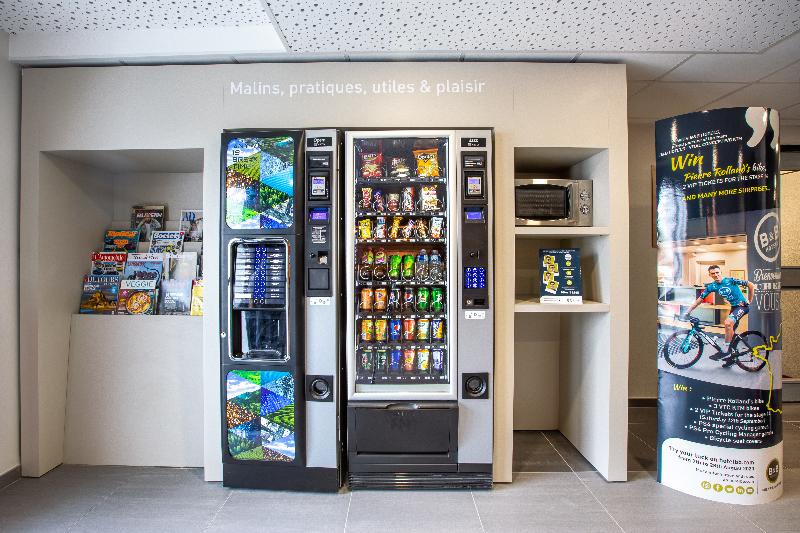 هتل B&b Hôtel Angers Parc Expos