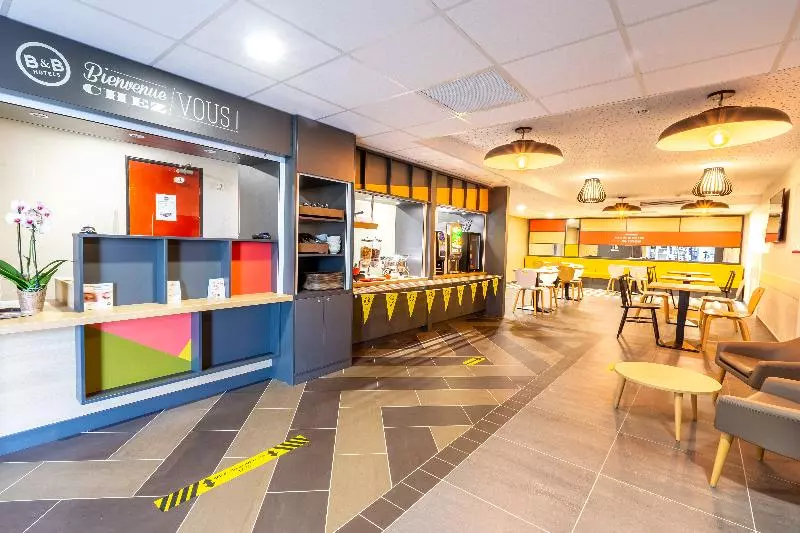 فندق B&b Hôtel Angers Parc Expos