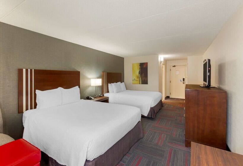 فندق Best Western Plus Toronto Airport
