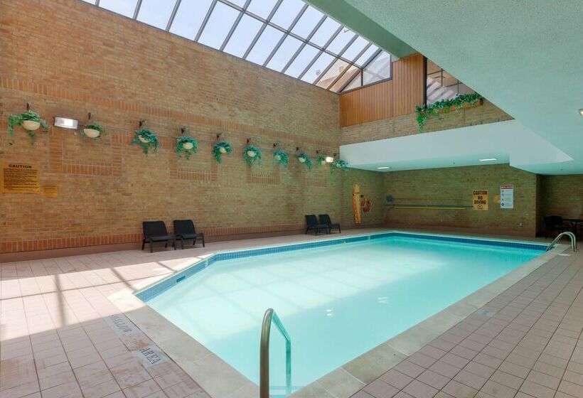فندق Best Western Plus Toronto Airport
