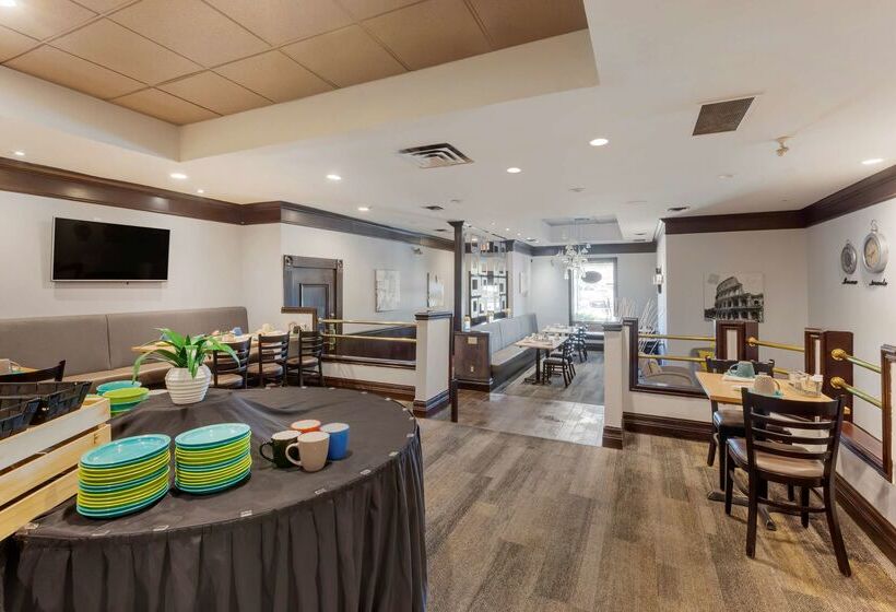 فندق Best Western Plus Toronto Airport