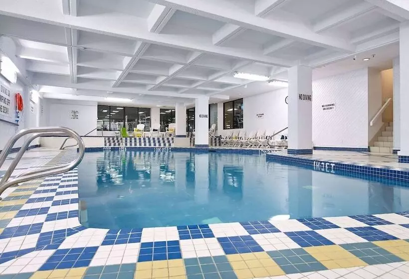 Wyndham Edmonton Hotel And Conference Centre